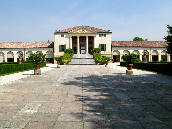 Fanzolo di Vedelago (Treviso). Villa Emo