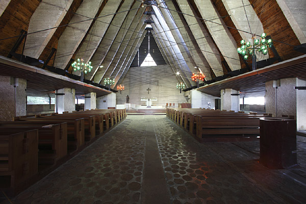 Borca di Cadore (Belluno). Chiesa di Nostra Signora del Cadore